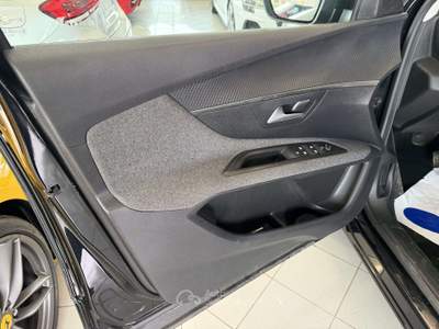 Peugeot 3008 3008 1.5 bluehdi Business Nero usata Romagnano Sesia
