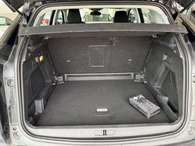 Peugeot 3008 3008 1.5 bluehdi Business Nero usata Romagnano Sesia