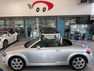 Audi TT TT Roadster 1.8t Argento usata Romagnano Sesia