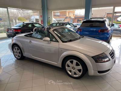 Audi TT TT Roadster 1.8t Argento usata Romagnano Sesia