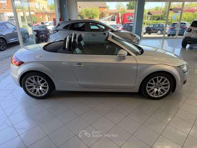 Audi TT TT Roadster 2.0 tfsi Argento usata Romagnano Sesia