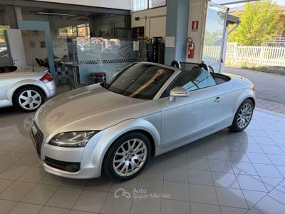 Audi TT TT Roadster 2.0 tfsi Argento usata Romagnano Sesia