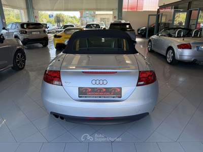 Audi TT TT Roadster 2.0 tfsi Argento usata Romagnano Sesia