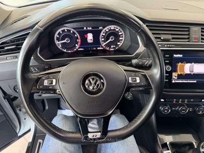 Volkswagen Tiguan Tiguan  1.4 tsi Sport 125cv R line Bianco usata Romagnano Sesia