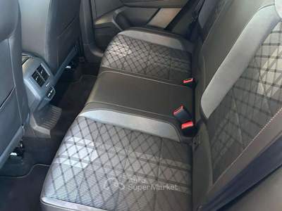Volkswagen T-Roc T-Roc 1.0 tsi R-Line 110cv Nero usata Romagnano Sesia