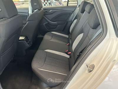 Skoda Kamiq Kamiq 1.0 tsi Black Dots 110cv dsg Bianco usata Romagnano Sesia