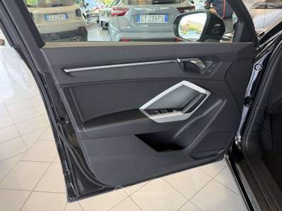 Audi Q3 Q3 II 2018 35 2.0 tdi Business s-tronic Nero usata Romagnano Sesia