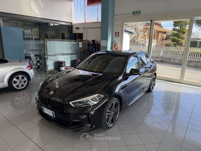 BMW Serie 1 118d 118 Serie 1 F40 118d Msport auto Nero usata Romagnano Sesia