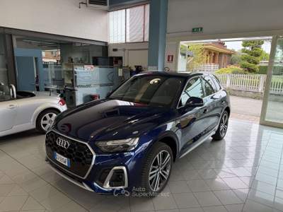 Audi Q5 Q5 II 2020 40 2.0 tdi mhev 12V S line Plus quattro Blu/Azzurro usata Romagnano Sesia