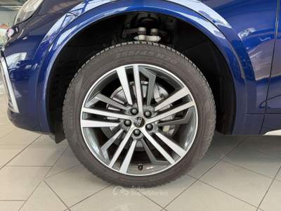 Audi Q5 Q5 II 2020 40 2.0 tdi mhev 12V S line Plus quattro Blu/Azzurro usata Romagnano Sesia