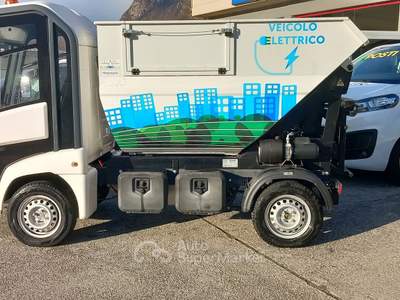 Addax Motors MT RACCOLTA RIFIUTI VASCA RIBALTABILE + VOLTA BIDONI Bianco usata Traona