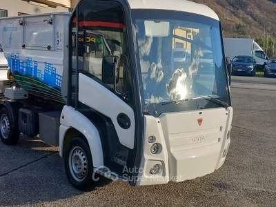 Addax Motors MT RACCOLTA RIFIUTI VASCA RIBALTABILE + VOLTA BIDONI Bianco usata Traona