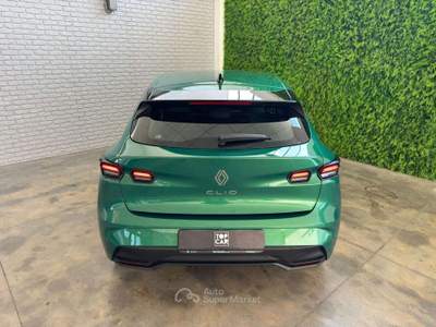 Renault Clio Clio 1.2 tce Evolution 115cv Verde usata Terni