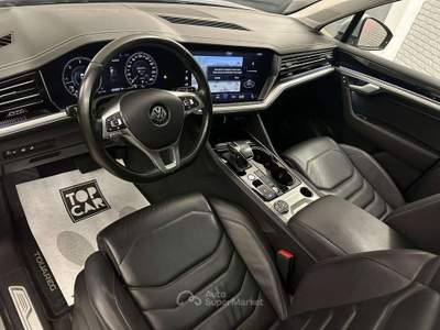 Volkswagen Touareg 3.0 V6 tdi Advanced286cv TUA SENZA ANTICIPO€462 Argento usata Terni