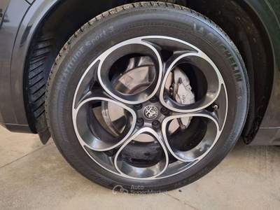 Alfa Romeo Stelvio 2.2 t VeloceQ4 210cv autoTUA SENZA ANTICIPO€445,00 Nero usata Terni