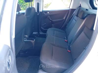 Peugeot 208 5p 1.2 puretech Active 82cv GPL*UNIPROP**VISTA E PIACIUTA* Bianco usata Canelli