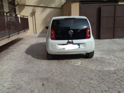 Volkswagen up! 1.0 5 porte eco up! high up! BMT Bianco usata Napoli