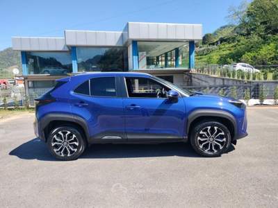Toyota Yaris Cross 1.5H (116 CV) E-CVT Trend AWD-i Blu/Azzurro usata Bagni di Lucca