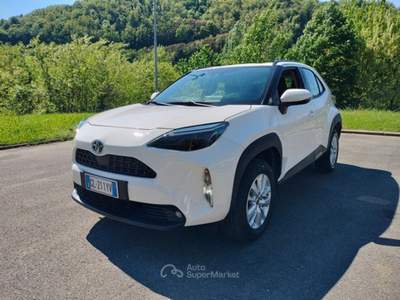 Toyota Yaris Cross 1.5H (116 CV) E-CVT Active Bianco usata Bagni di Lucca