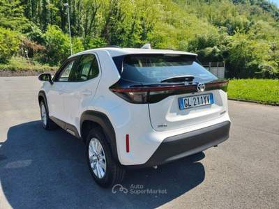 Toyota Yaris Cross 1.5H (116 CV) E-CVT Active Bianco usata Bagni di Lucca