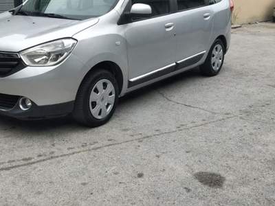 Dacia Lodgy 1.5 dCi 8V 110CV 5 posti Ambiance Grigio usata Napoli