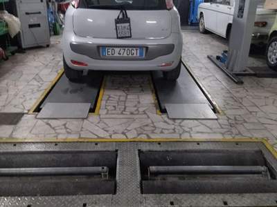 Fiat Punto Evo 1.3 Mjt 75 CV 3 porte Fun Grigio usata Napoli