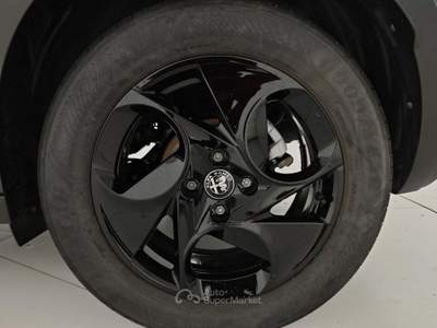 Alfa Romeo Junior 1.2 145 CV Hybrid eDCT6 Blu/Azzurro usata Capua