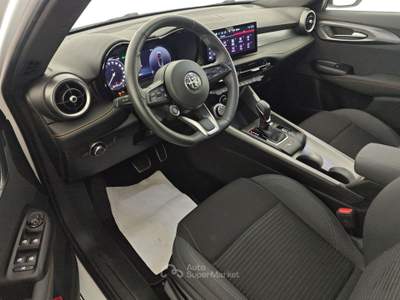 Alfa Romeo Tonale 1.6 diesel 130 CV TCT6 Sprint Bianco usata Capua