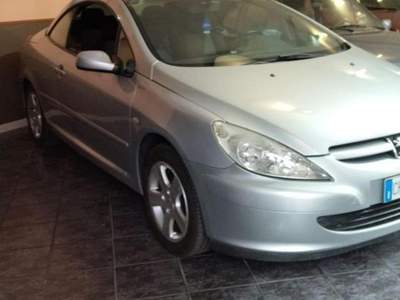 Peugeot 307 1.6 16V CC Grigio usata Napoli