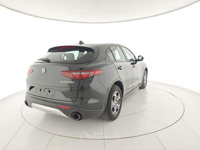 Alfa Romeo Stelvio 2.2 Turbodiesel 190 CV AT8 Q4 Super Nero usata Capua