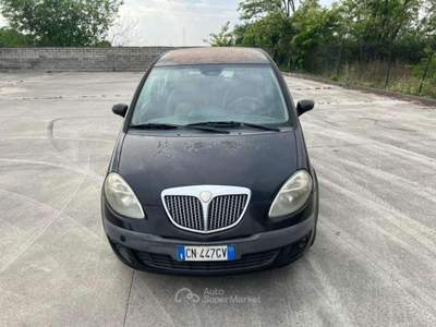 Lancia Musa 1.4 16V Platino NEOPATENTATI Bronzo usata Roncadelle