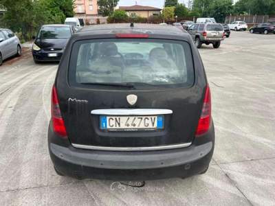 Lancia Musa 1.4 16V Platino NEOPATENTATI Bronzo usata Roncadelle