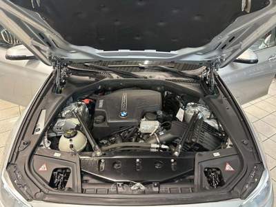 BMW Serie 5 520i 520 i- Service Ok Argento usata Monza