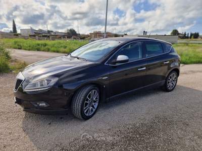 Lancia Delta DPF Platino Nero usata Gravina in Puglia