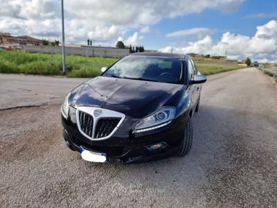 Lancia Delta DPF Platino Nero usata Gravina in Puglia