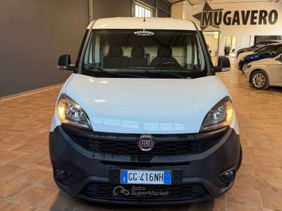 Fiat Doblò 1.6mjt 105cv FURGONE Bianco usata Salerno