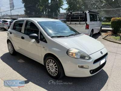 Fiat Punto 1.3 Multijet 95 CV Street Bianco usata Este