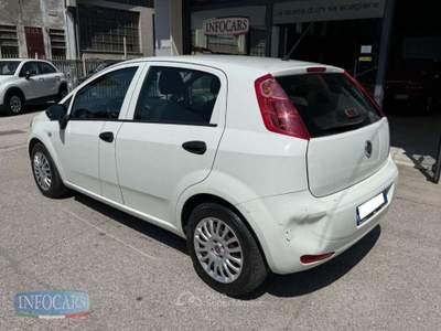 Fiat Punto 1.3 Multijet 95 CV Street Bianco usata Este