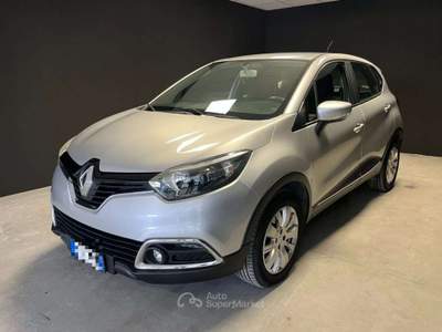 Renault Captur 1.5 dCi 8V 90 CV Start&Stop Live NEOPATENTATI Argento usata Este