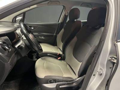 Renault Captur 1.5 dCi 8V 90 CV Start&Stop Live NEOPATENTATI Argento usata Este