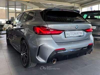 BMW Serie 1 120i 120 i Msport auto 2022 178cv Shadow line 19" Alcantara Grigio usata Monte Compatri