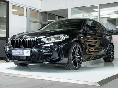 BMW Serie 1 120i 120 i Msport auto Shadow line 2023 178cv camera 19" Nero usata Monte Compatri