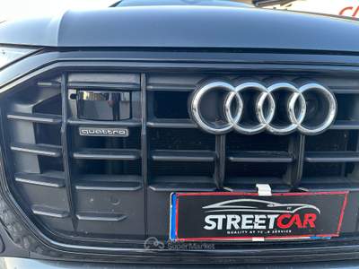 Audi Q8 286 CV quattro tiptronic Sport Grigio usata Sant'Anastasia