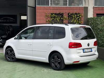 Volkswagen Touran DPF Comfortline BMT Bianco usata Fontanella