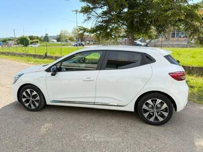 Renault Clio 1.5 DCi ok neopatentati iva esposta Bianco usata SAN MINIATO