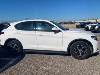 Alfa Romeo Stelvio 2.2 TD 190cv Q4 Aut. Super Business Bianco usata Fiumicino