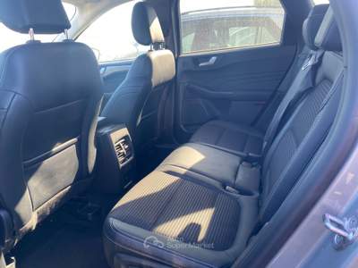 Ford Kuga Ecoblue 2wd 120cv Autom. TITANIUM Argento usata Fiumicino