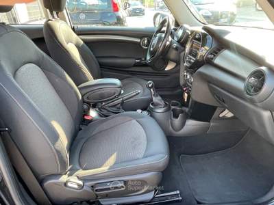 MINI Clubman One D 1.5 Nero usata Cellole