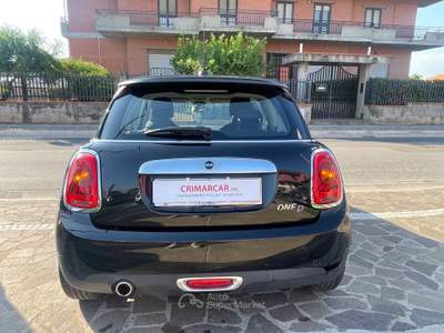 MINI Clubman One D 1.5 Nero usata Cellole