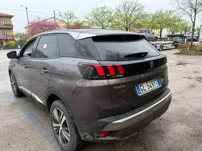 Peugeot 3008 130 S&S Allure Pack Grigio usata Senigallia